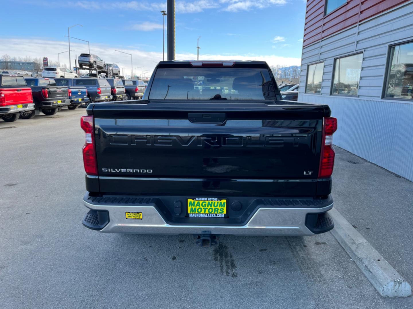 2021 BLACK /Black CHEVROLET SILVERADO 1500 LT (1GCUYDED2MZ) with an 5.3L engine, Automatic transmission, located at 1960 Industrial Drive, Wasilla, 99654, (907) 274-2277, 61.573475, -149.400146 - Photo#3